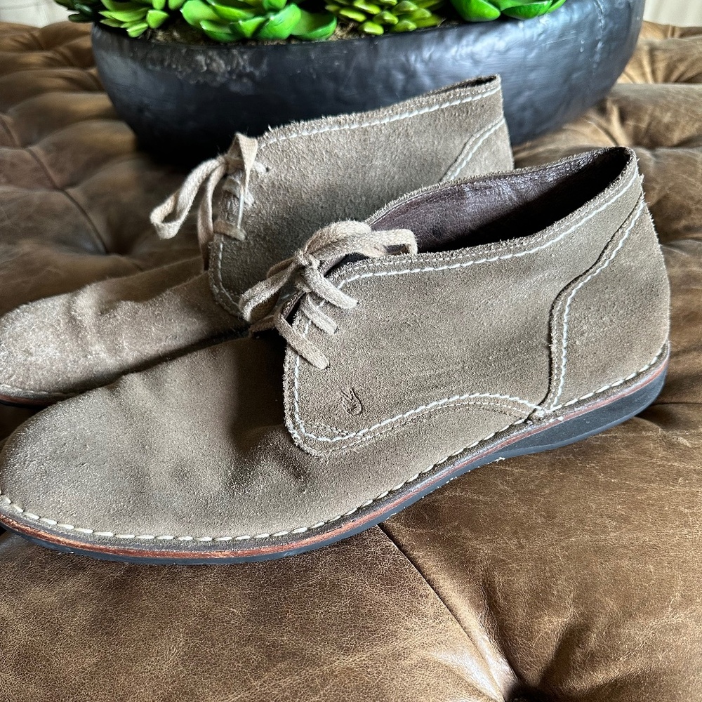 John Varvatos Olive Suede Chukka Boots